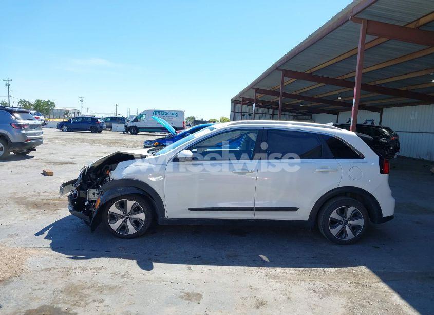 Photo 14 of 2018 Kia Niro LX (VIN KNDCB3LC7J5110479)