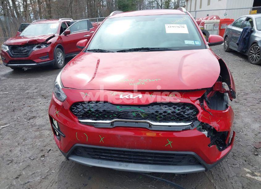Photo 6 of 2022 Kia Niro LX (VIN KNDCB3LC7N5518664)