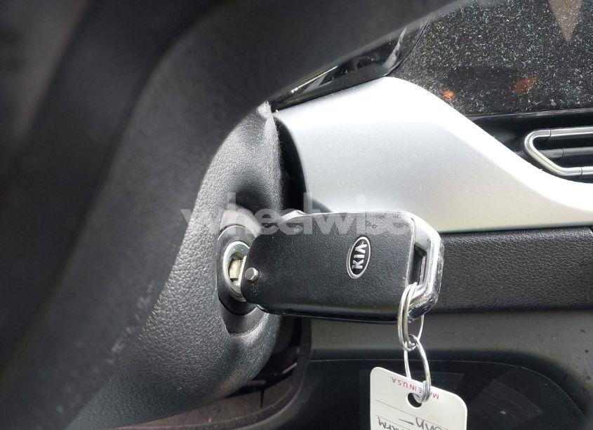 Photo 11 of 2020 Kia Niro LX (VIN KNDCB3LC8L5420417)