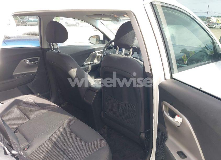 Photo 8 of 2020 Kia Niro LX (VIN KNDCB3LC8L5420417)