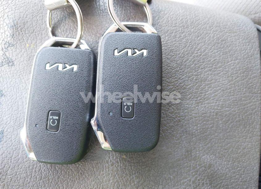 Photo 11 of 2022 Kia Niro LXS SE (VIN KNDCB3LC8N5545615)