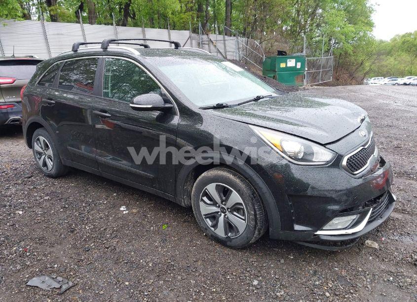 2017 Kia Niro EX (VIN KNDCC3LC2H5066656) main photo