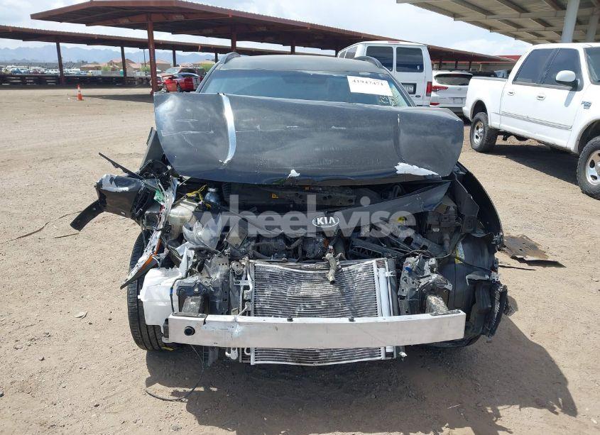 Photo 6 of 2017 Kia Niro EX (VIN KNDCC3LC2H5068049)