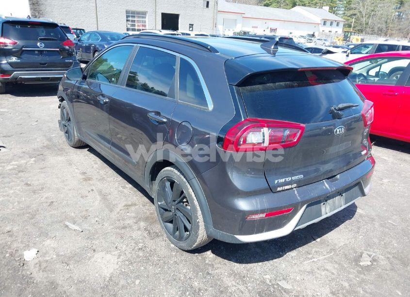 Photo 3 of 2019 Kia Niro S TOURING (VIN KNDCC3LC2K5252303)