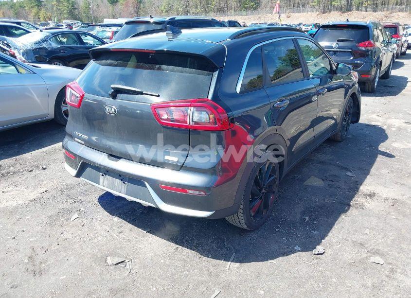 Photo 4 of 2019 Kia Niro S TOURING (VIN KNDCC3LC2K5252303)