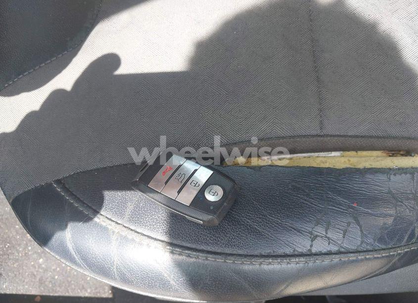 Photo 11 of 2019 Kia Niro S TOURING (VIN KNDCC3LC7K5265421)