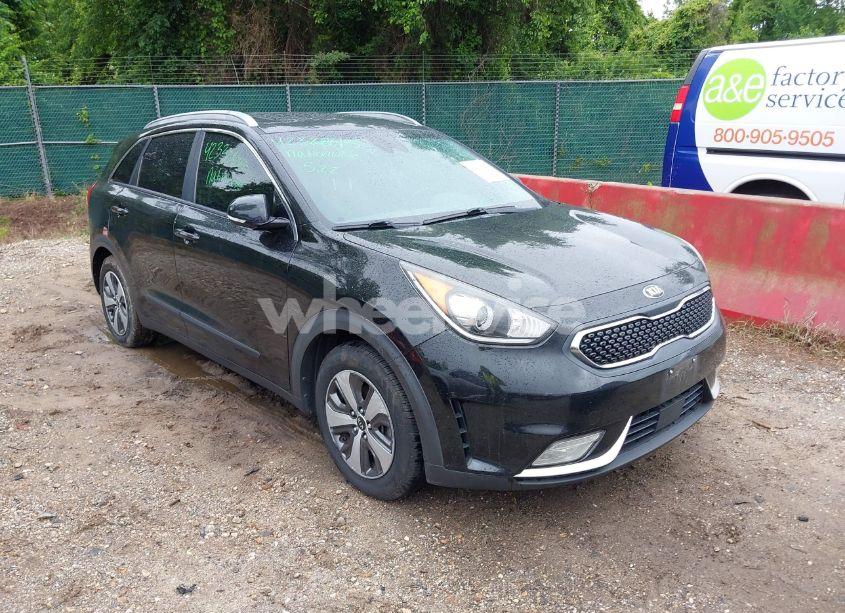 2017 Kia Niro EX (VIN KNDCC3LC8H5039929) main photo