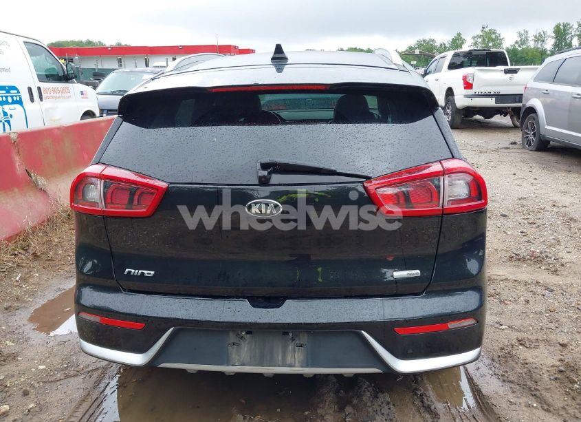 Photo 16 of 2017 Kia Niro EX (VIN KNDCC3LC8H5039929)