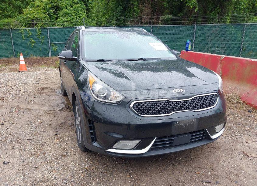 Photo 6 of 2017 Kia Niro EX (VIN KNDCC3LC8H5039929)