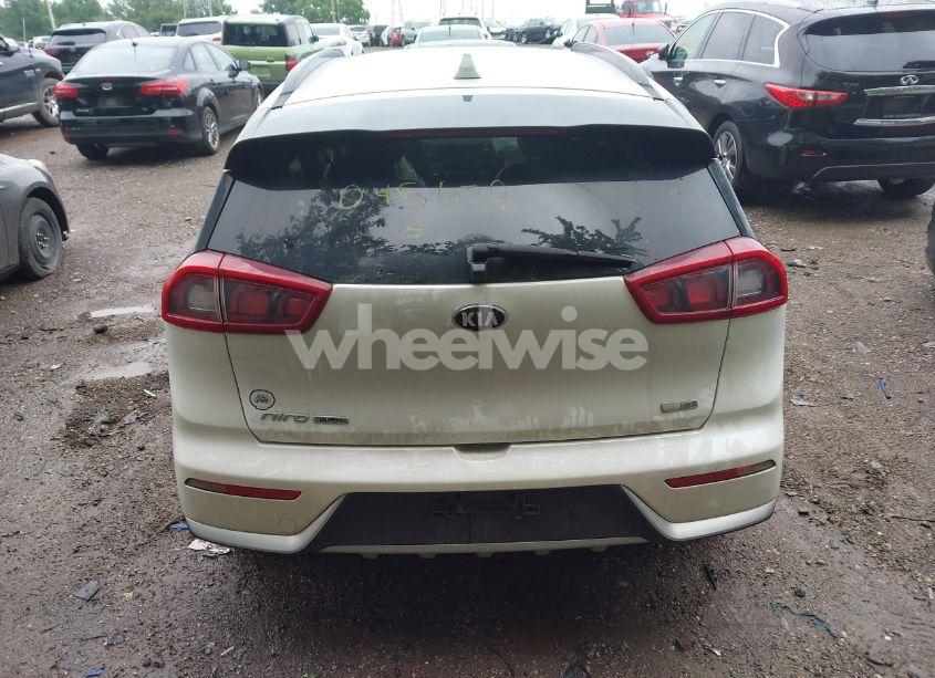 Photo 15 of 2017 Kia Niro EX (VIN KNDCC3LC8H5045679)