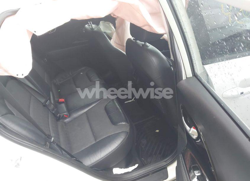 Photo 8 of 2017 Kia Niro EX (VIN KNDCC3LC8H5045679)