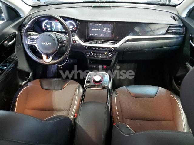 Photo 2 of 2022 KIA NIRO S (VIN KNDCC3LG5N5160318)