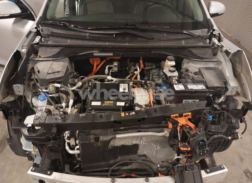 Photo 10 of 2021 Kia Niro EV EX (VIN KNDCC3LG8M5108132)