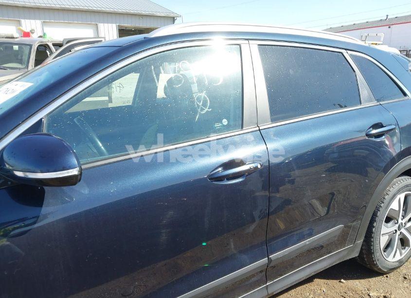 Photo 13 of 2022 Kia Niro EV EX (VIN KNDCC3LG9N5115995)