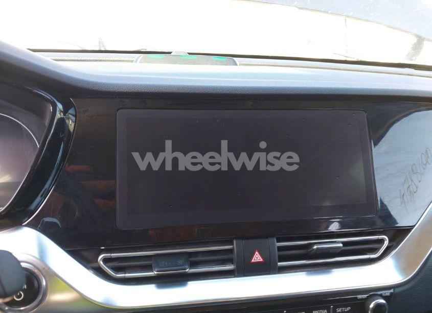 Photo 17 of 2022 Kia Niro EV EX (VIN KNDCC3LG9N5115995)