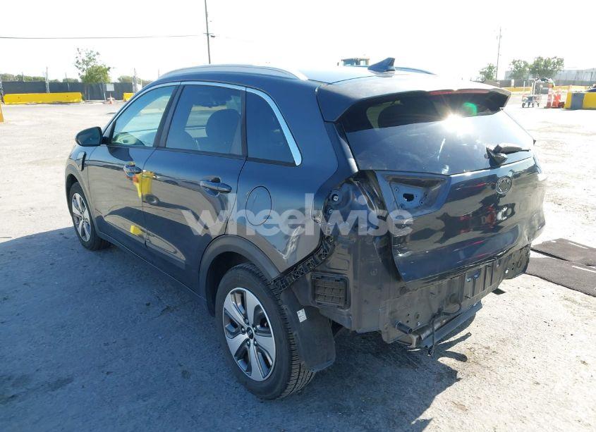 Photo 3 of 2019 Kia Niro PLUG-IN HYBRID LX (VIN KNDCM3LD1K5216916)