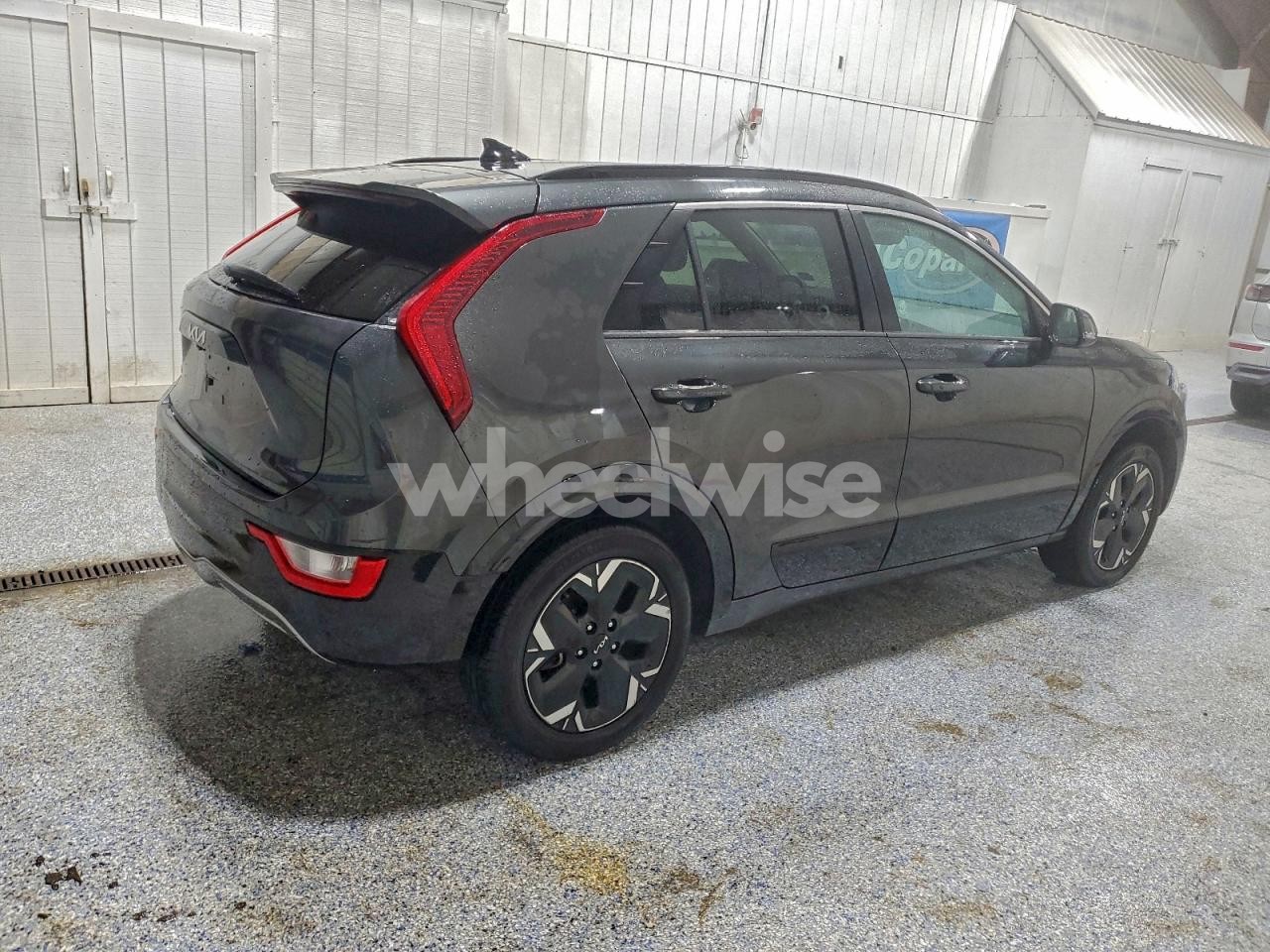 Photo 3 of 2023 KIA NIRO WIND (VIN KNDCR3L10P5054985)