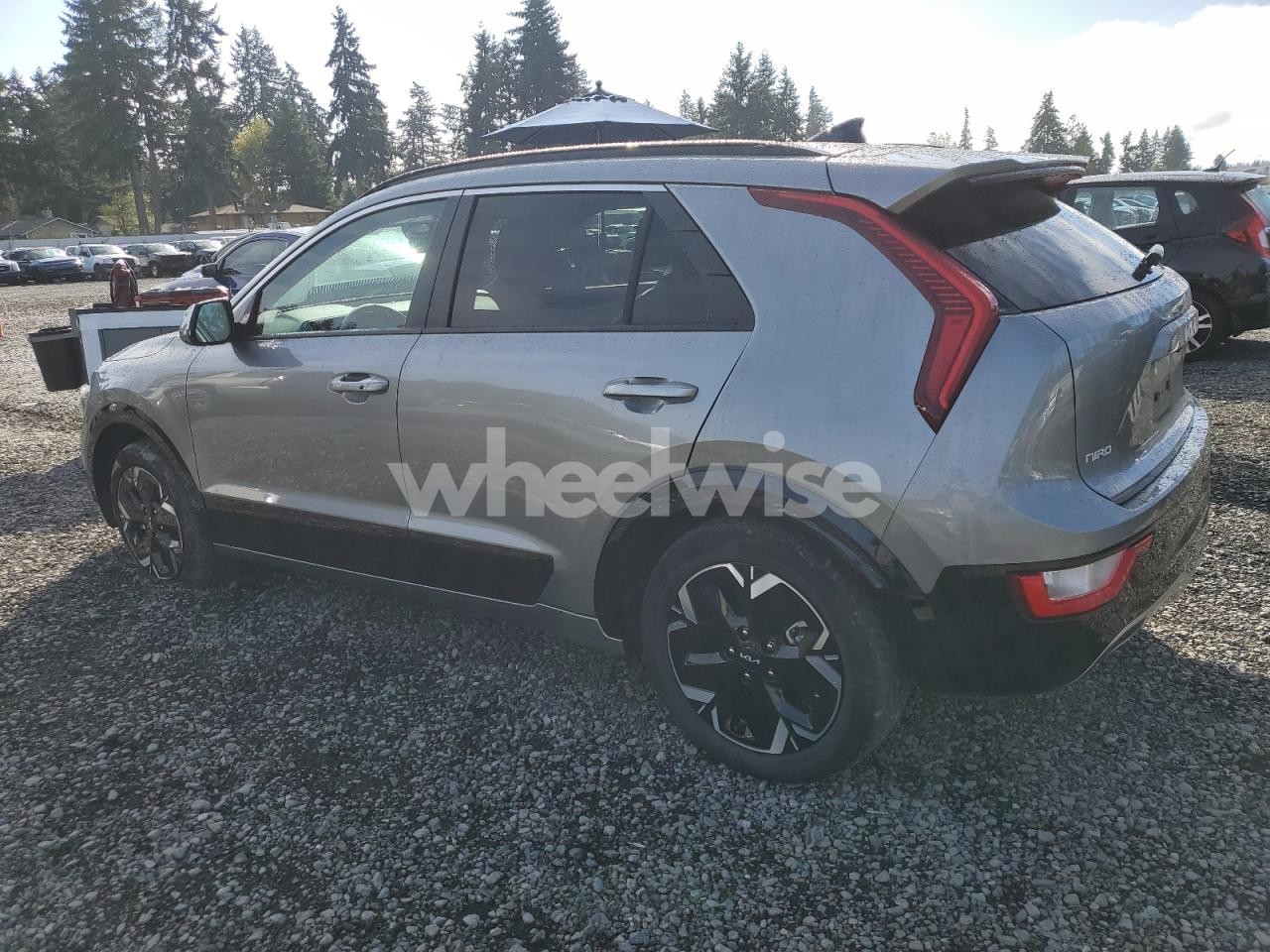 Photo 2 of 2023 KIA NIRO WIND (VIN KNDCR3L14P5038059)