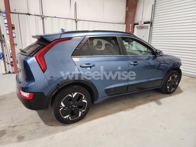 Photo 2 of 2024 KIA NIRO WIND (VIN KNDCR3L14R5110199)