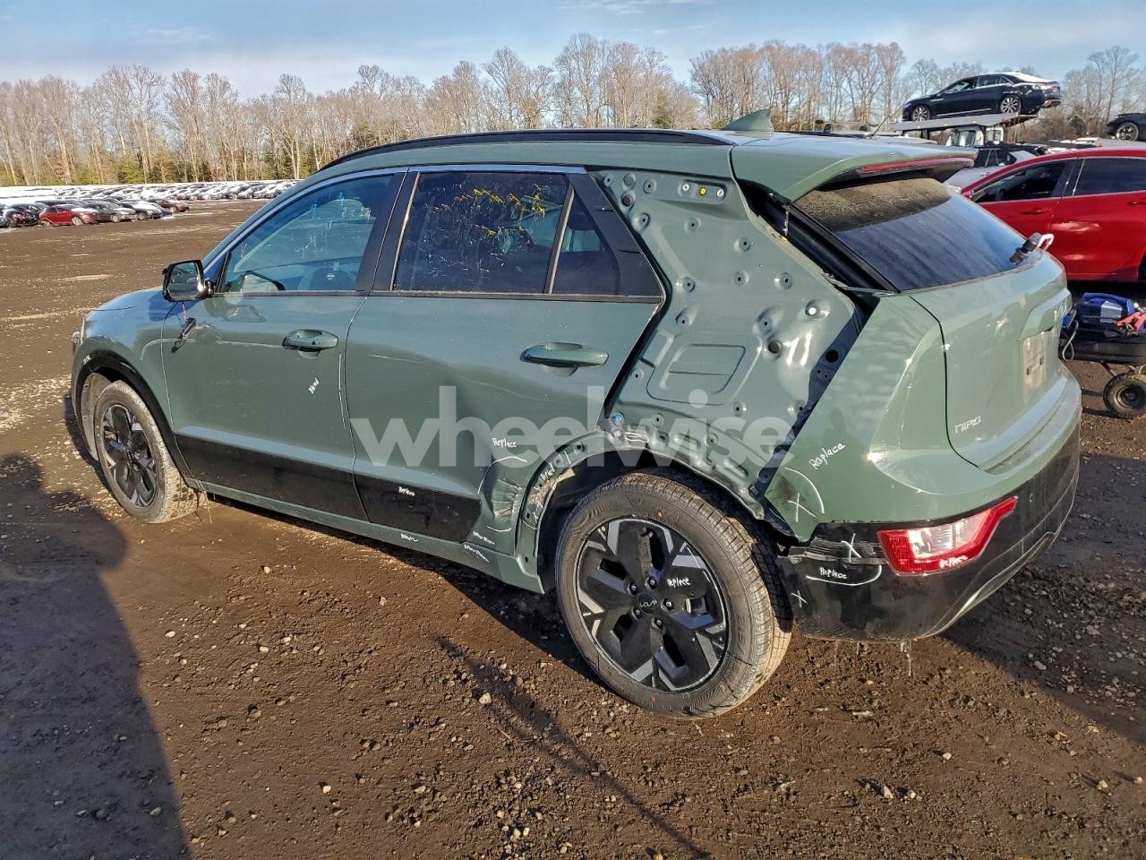Photo 2 of 2024 KIA NIRO WIND (VIN KNDCR3L14R5114060)