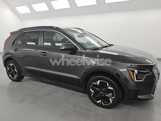 Photo 6 of 2023 KIA NIRO WIND (VIN KNDCR3L15P5045618)