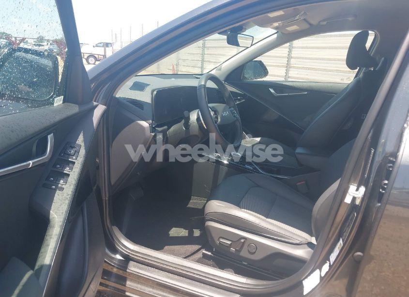 Photo 5 of 2024 Kia Niro EV WIND (VIN KNDCR3L16R5091302)