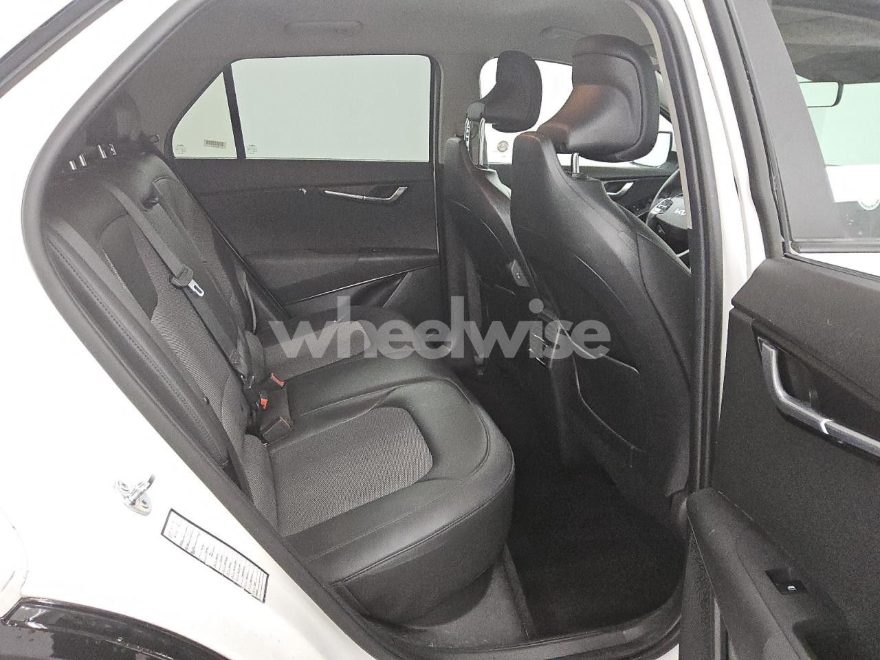 Photo 10 of 2024 KIA NIRO WIND (VIN KNDCR3L16R5099223)