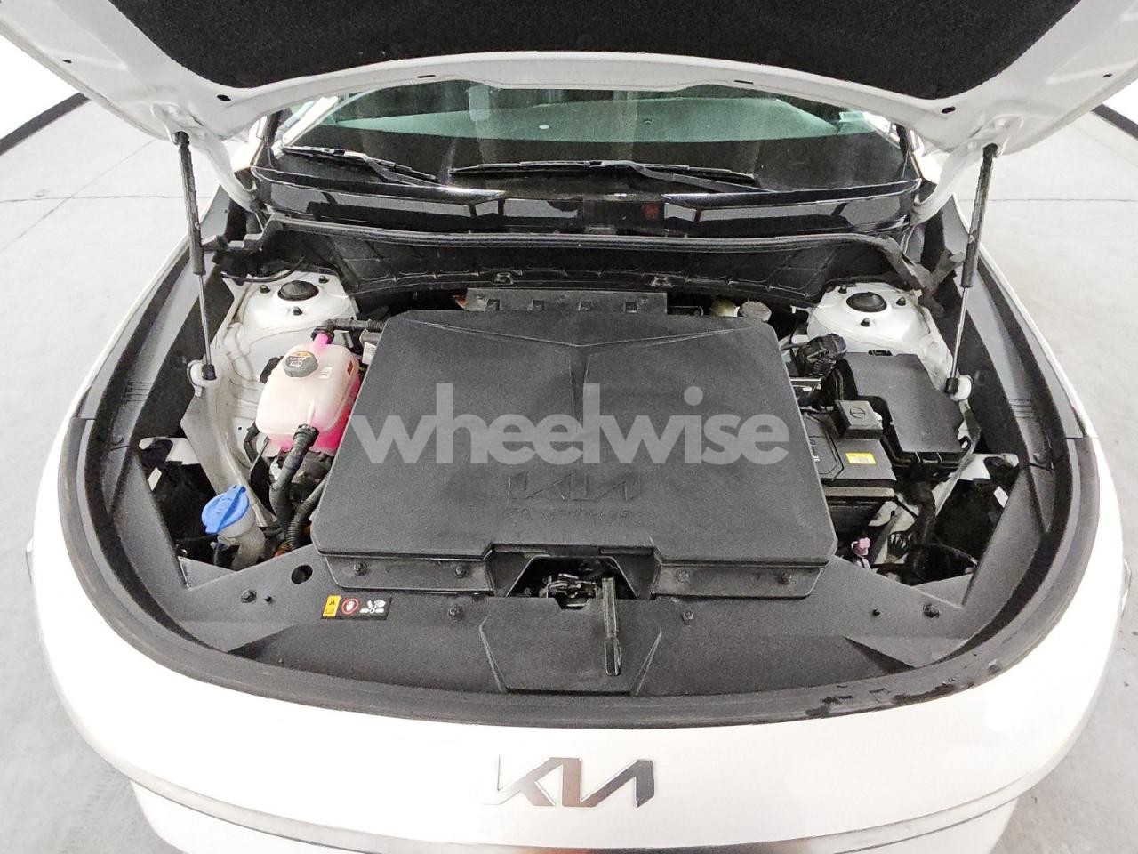 Photo 11 of 2024 KIA NIRO WIND (VIN KNDCR3L16R5099223)