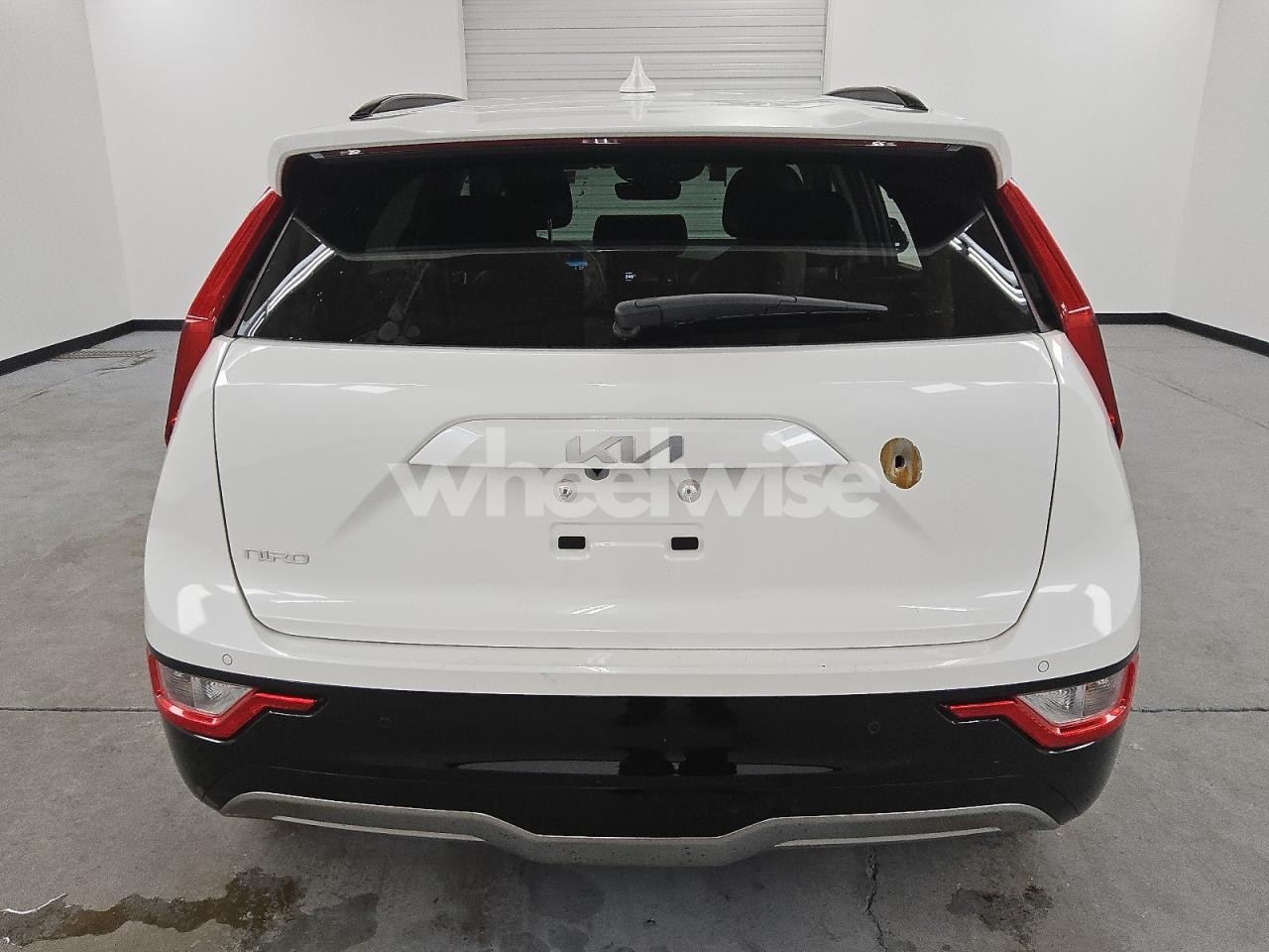 Photo 6 of 2024 KIA NIRO WIND (VIN KNDCR3L16R5099223)