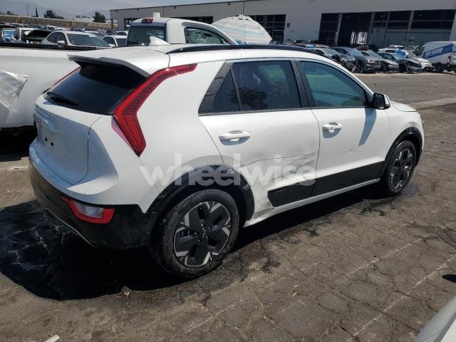 Photo 2 of 2024 KIA NIRO WIND (VIN KNDCR3L19R5115320)