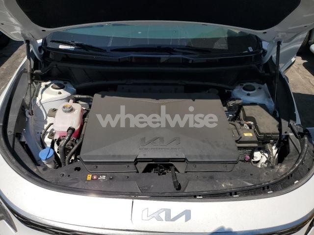 Photo 8 of 2024 KIA NIRO WIND (VIN KNDCR3L19R5115320)