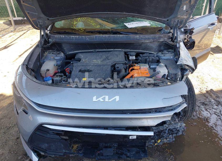Photo 10 of 2023 Kia Niro EX (VIN KNDCR3LE2P5054490)