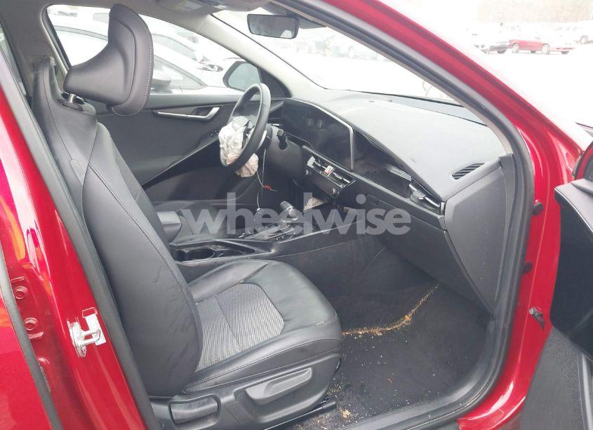 Photo 5 of 2023 Kia Niro EX (VIN KNDCR3LE3P5063909)