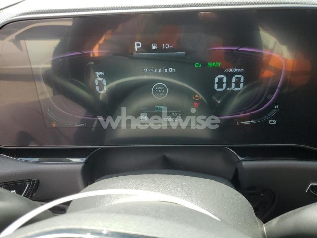 Photo 13 of 2024 KIA NIRO EX (VIN KNDCR3LE3R5176763)