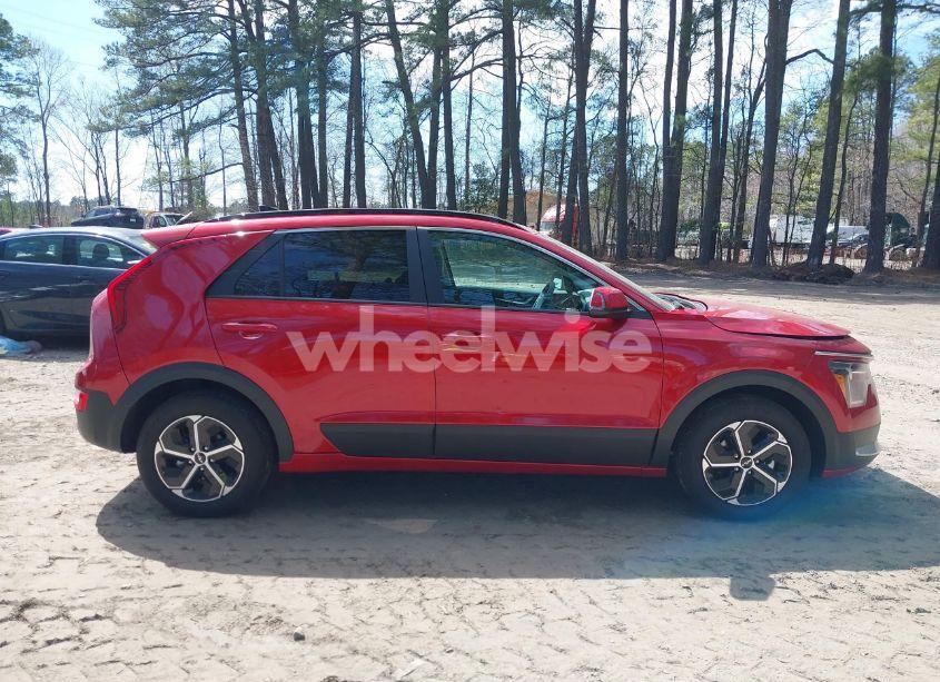 Photo 13 of 2025 Kia Niro EX (VIN KNDCR3LE8S5234310)