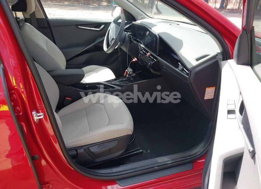 Photo 5 of 2025 Kia Niro EX (VIN KNDCR3LE8S5234310)