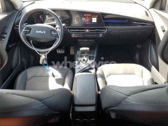 Photo 3 of 2023 KIA NIRO EX (VIN KNDCR3LE9P5052784)