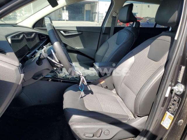 Photo 5 of 2023 KIA NIRO EX (VIN KNDCR3LE9P5052784)