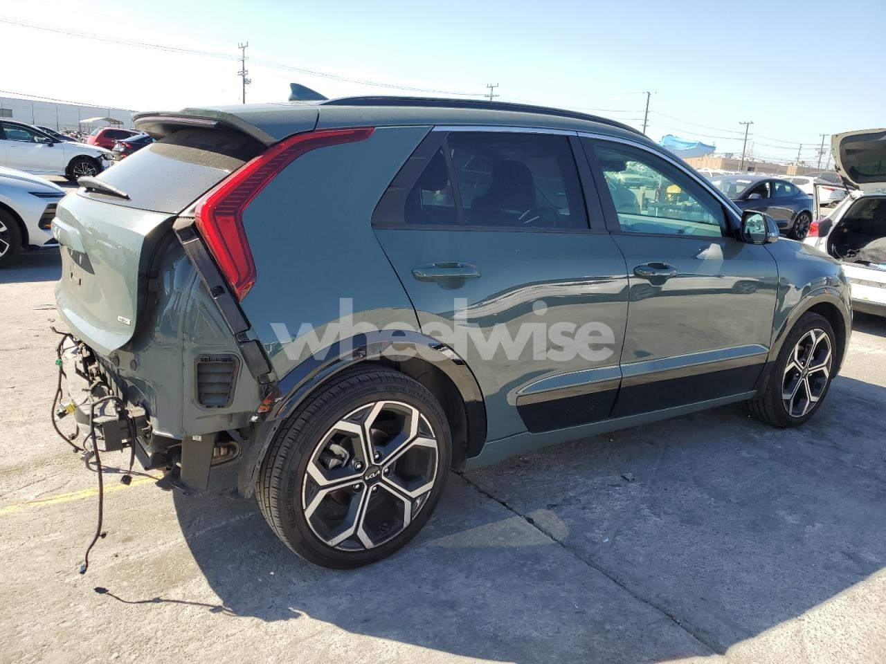 Photo 3 of 2024 KIA NIRO EX (VIN KNDCR3LE9R5176637)
