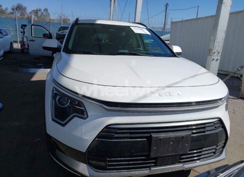 Photo 13 of 2023 Kia Niro EX TOURING (VIN KNDCR3LEXP5043592)