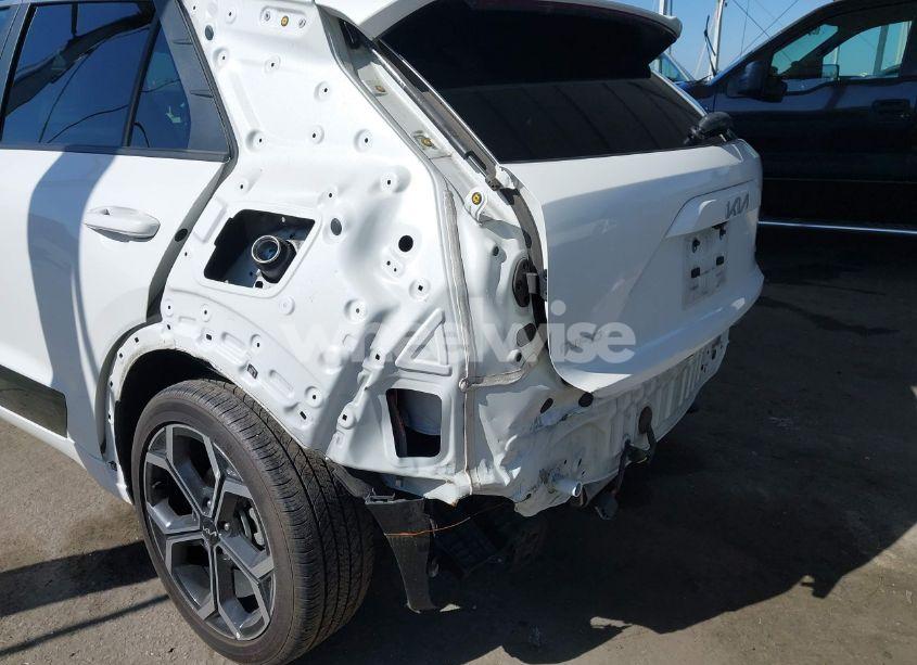 Photo 6 of 2023 Kia Niro EX TOURING (VIN KNDCR3LEXP5043592)