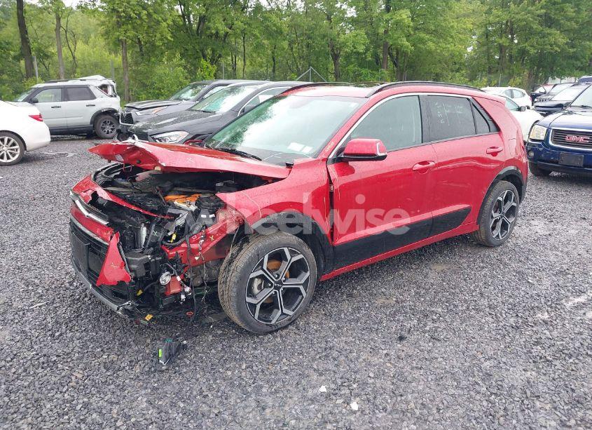Photo 2 of 2023 Kia Niro EX TOURING (VIN KNDCR3LEXP5044709)
