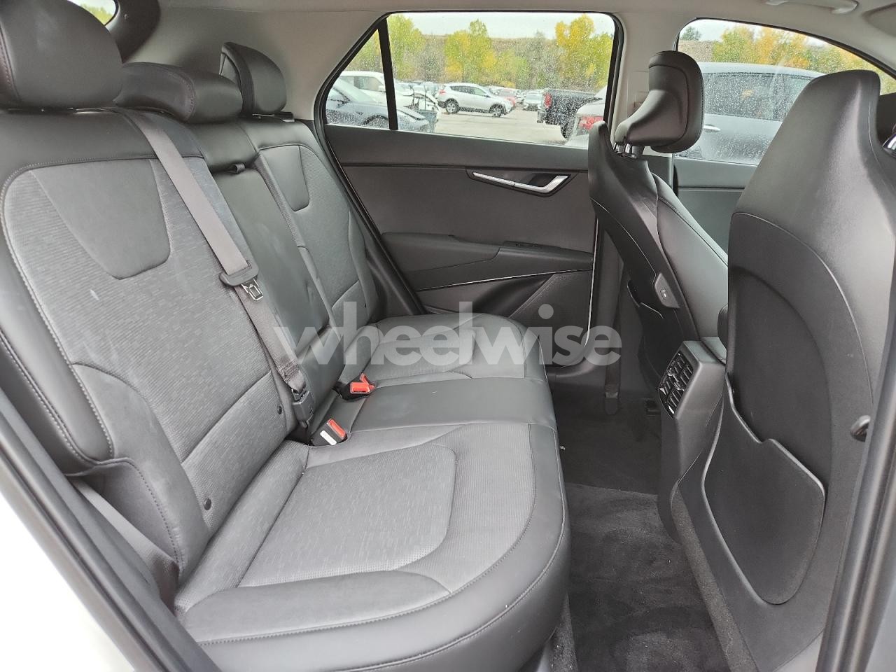 Photo 11 of 2025 KIA NIRO SX TOURING (VIN KNDCR3LF6S5259246)