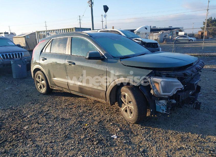 2025 Kia Niro PLUG-IN HYBRID EX (VIN KNDCS3LF1S5235618) main photo