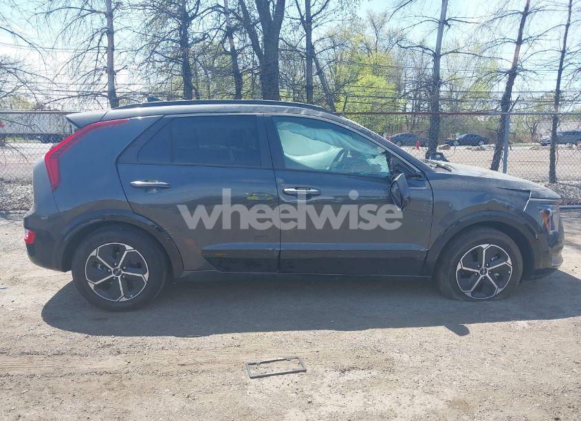 Photo 13 of 2023 Kia Niro SX (VIN KNDCT3LE7P5086661)