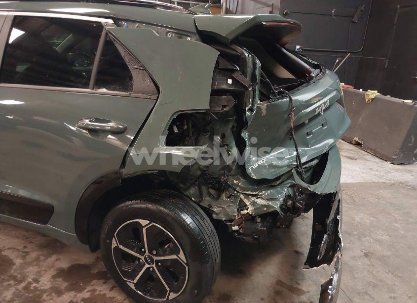 Photo 6 of 2023 Kia Niro SX (VIN KNDCT3LE9P5045660)