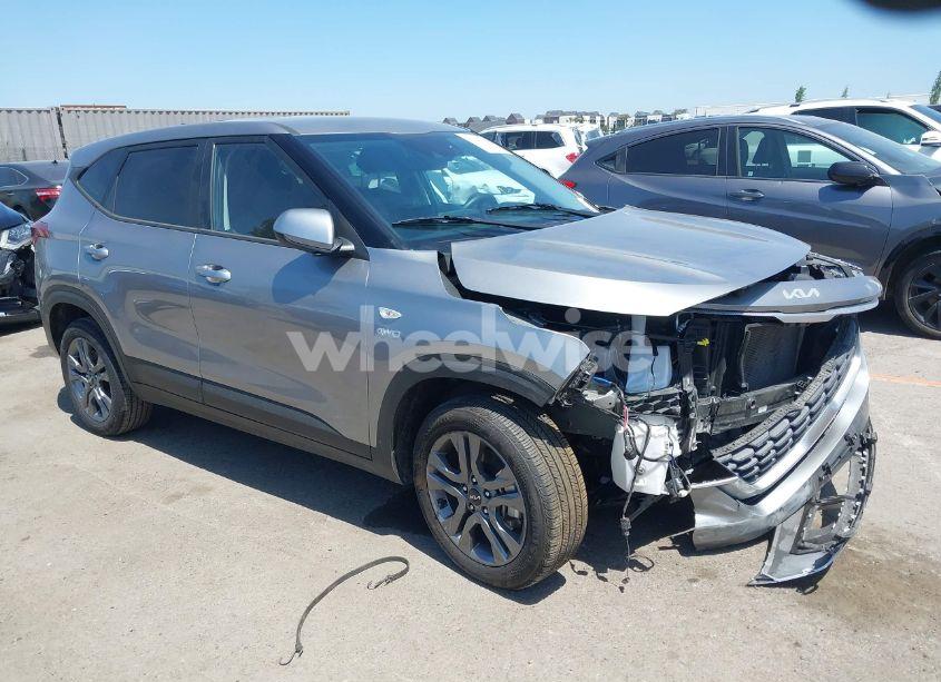 2023 Kia Seltos LX (VIN KNDEPCAA3P7370676) main photo