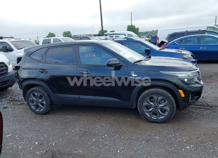 Photo 13 of 2024 Kia Seltos LX (VIN KNDEPCAA5R7667130)