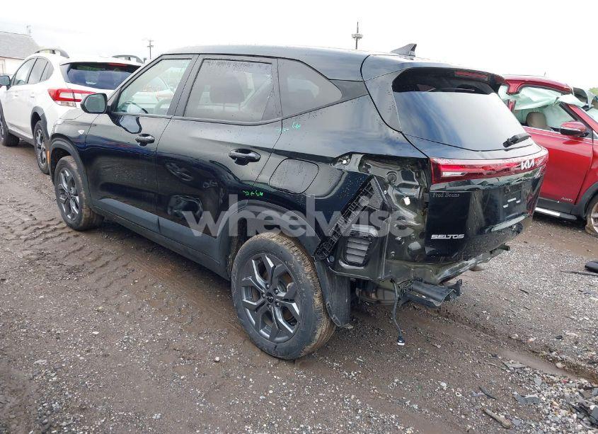 Photo 3 of 2024 Kia Seltos LX (VIN KNDEPCAA5R7667130)