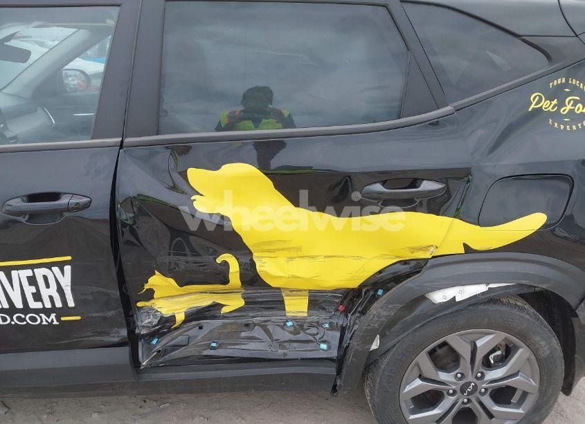 Photo 6 of 2024 Kia Seltos LX (VIN KNDEPCAA6R7538104)